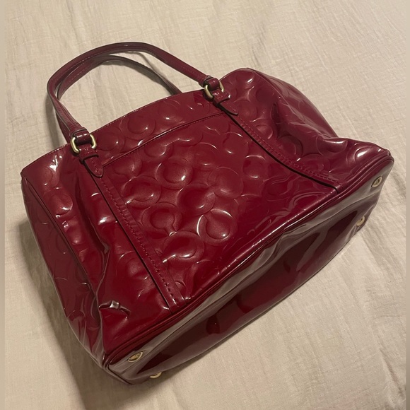 Red Coach Bag!! - Picture 3 of 7